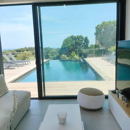 Villa Rostalana *